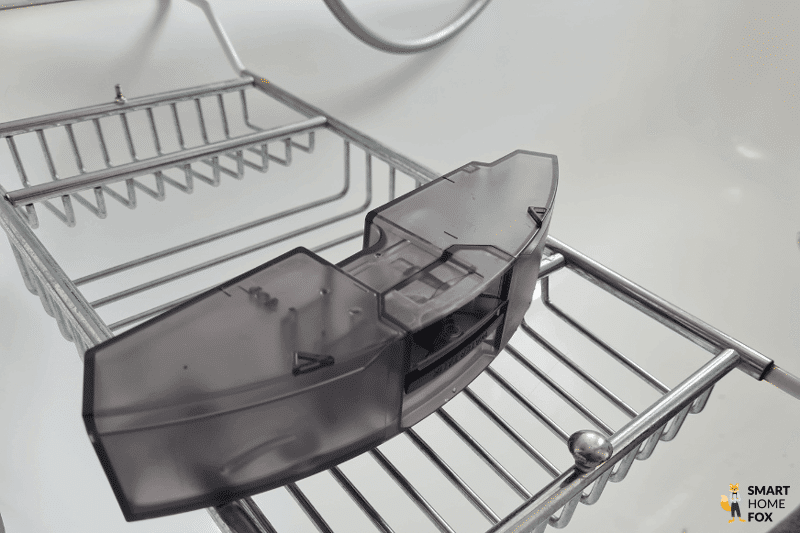 Der Wassertank des Roborock S7 MaxV wird getrocknet